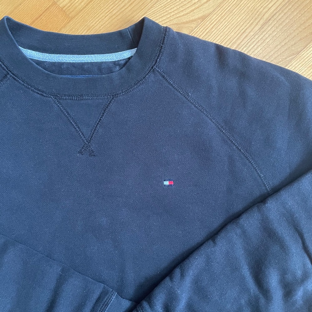New Age black Tommy Hilfiger Sweatshirt